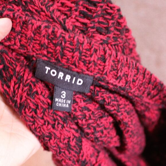 Torrid | Crochet Knit Scoop Neck Sweater 3 - Picture 5 of 7